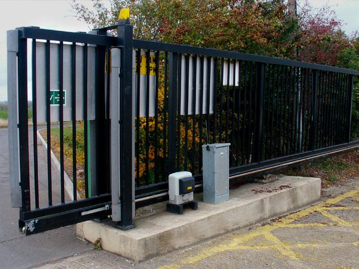 Uzay Kapılar ve Özel Tasarım Çözümler